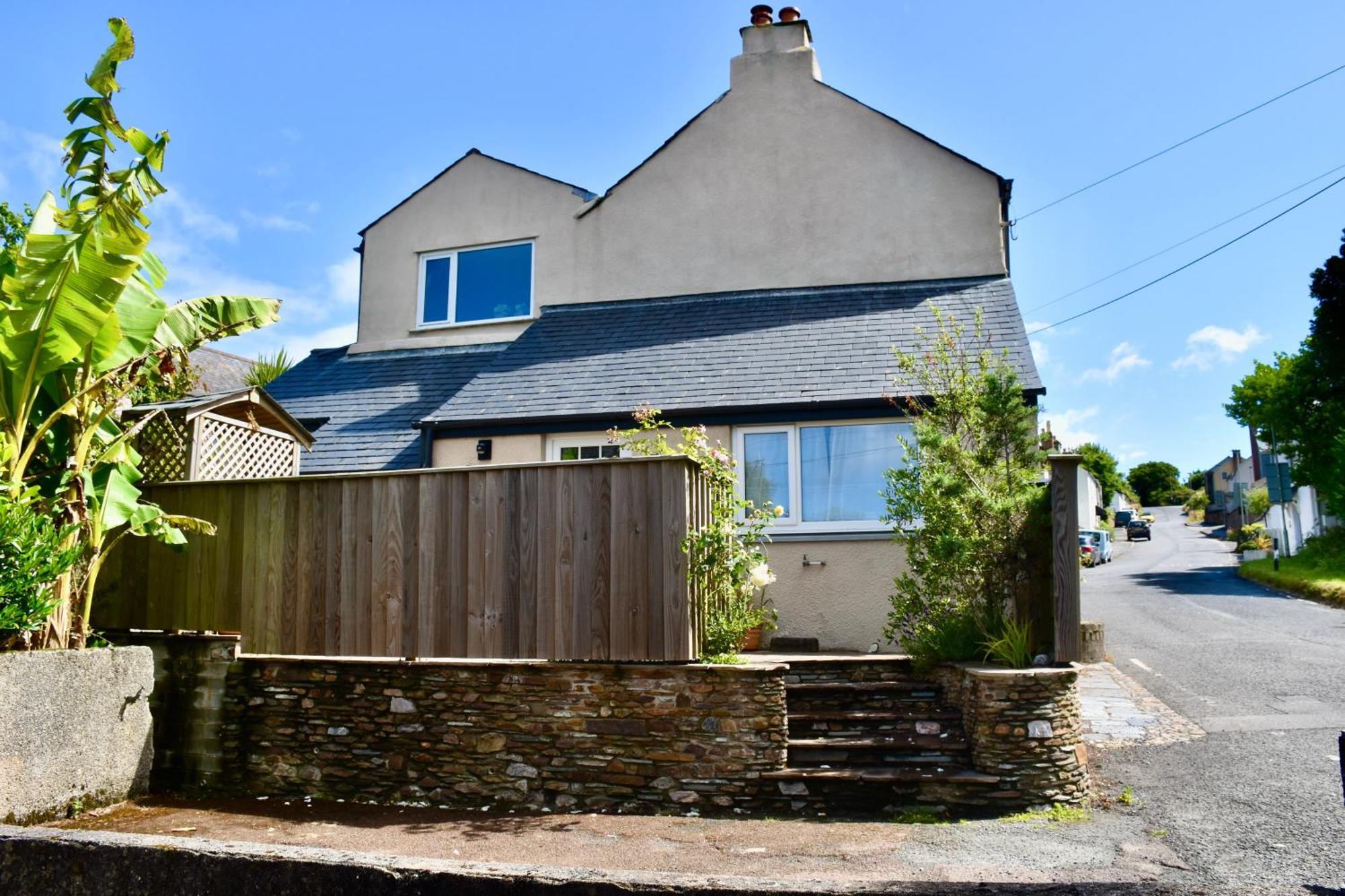 Spacious Cottage In The Village Of Wembury Exterior foto